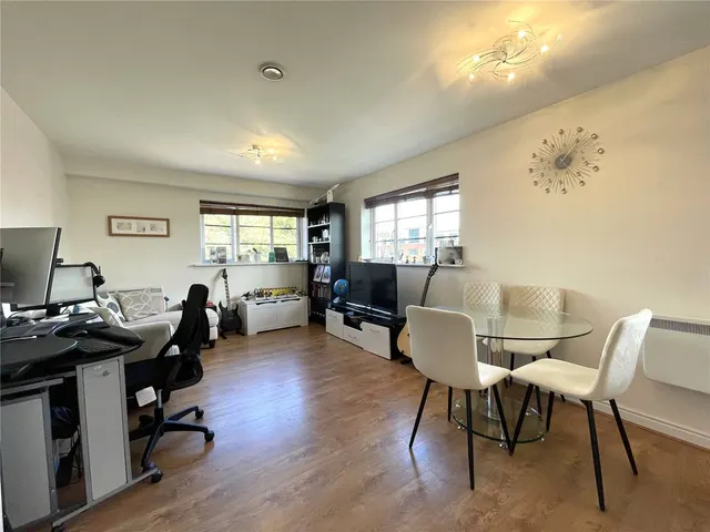 Photo 2 — Wallis Square, Farnborough, Hampshire, GU14 7GU