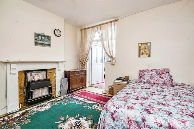 Blackacre Road, Dudley, DY2, photo 3