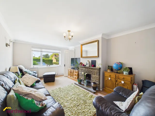 Danvers Road, Broughton, OX15, photo 3