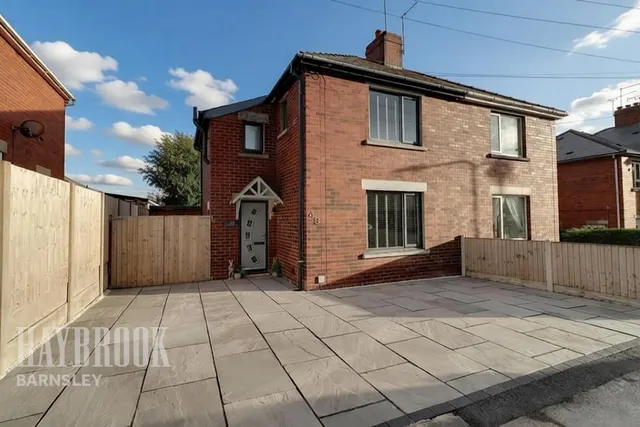 South Road, Dodworth, photo 1