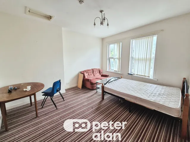 Cardiff Road, Newport, NP20, photo 2