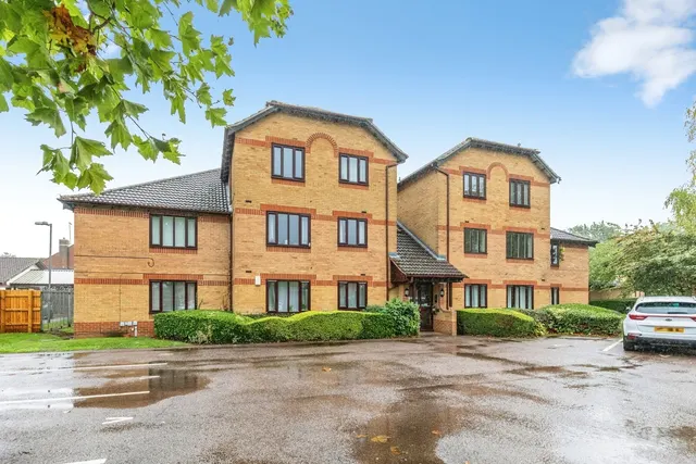 Bordeaux Close, Northampton, NN5, photo 1