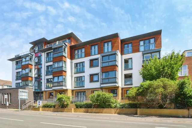 Wimborne Road, POOLE, photo 1