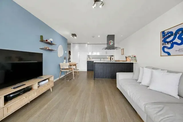 Festubert Place, London, E3, photo 3