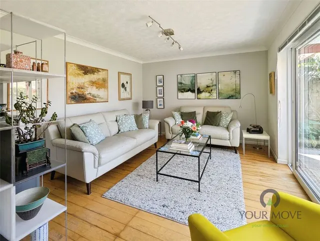 Photo 3 — Gardner Close, Eastbourne, East Sussex, BN23