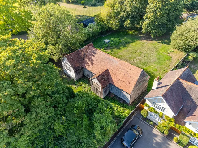 Barn For Conversion, Holyfield, photo 1