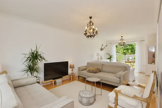 Clifton Moor, Oakhill, MK5, photo 1