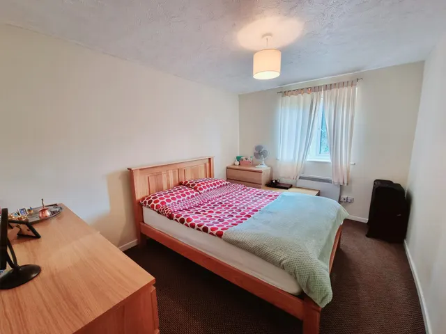 Photo 2 — Pinecroft Court, Welling, Kent, DA16