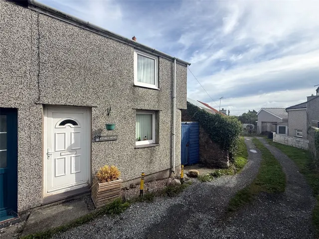 Brynsiencyn, Sir Ynys Mon, LL61, photo 1