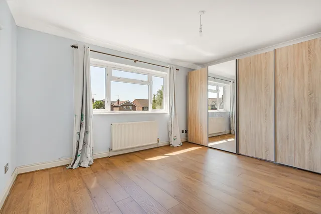 Wolsey Road, Ashford, TW15, photo 3