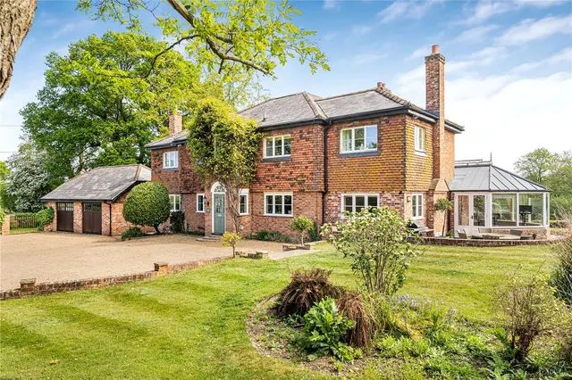 Coates, Fittleworth, RH20, photo 1