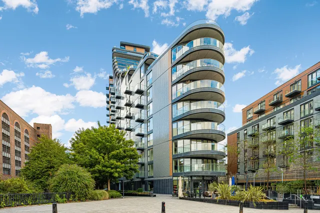 Wapping Lane, London, E1W, photo 1