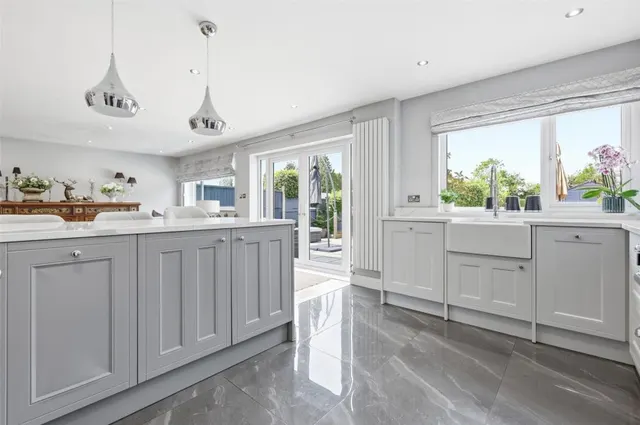 with 4 bedrooms in Little Hallingbury, Bishop's Stortford, CM22, photo 2