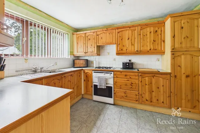 Kendal Road, Macclesfield, SK11, photo 2