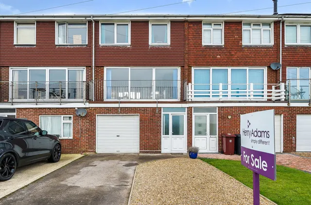 Kingsway, Selsey, PO20, photo 2