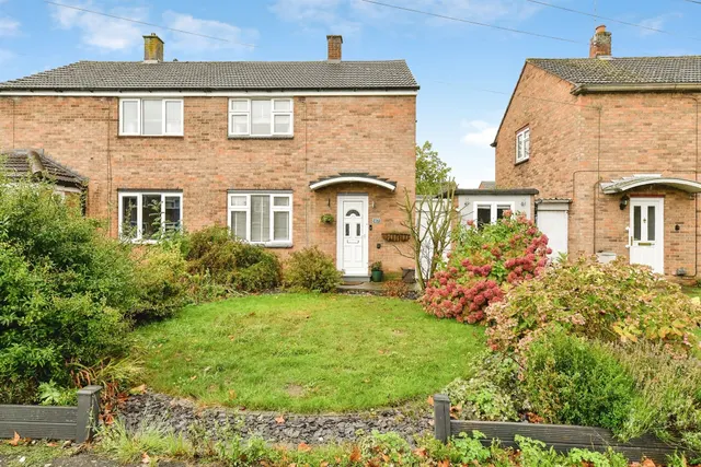 Burford Way, Hitchin, photo 1