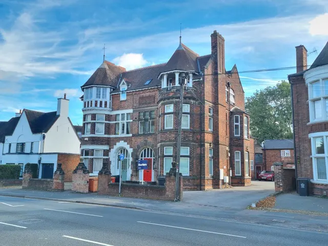 Victoria Park Road, Leicester, LE2, photo 2