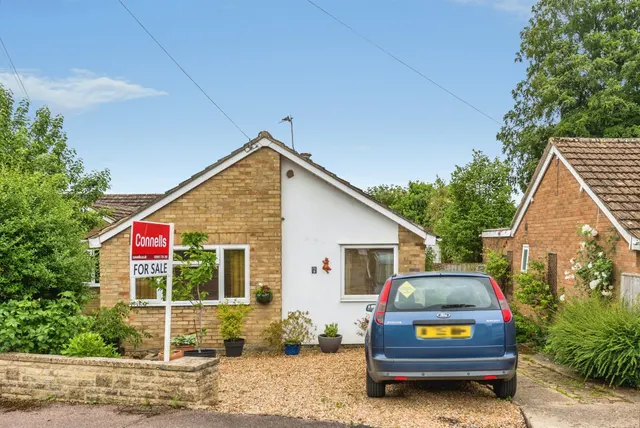 Beech Road, Witney, photo 1