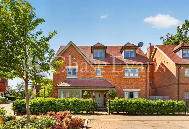 Holly Hill Drive, Sunningdale, Ascot, SL5, photo 1
