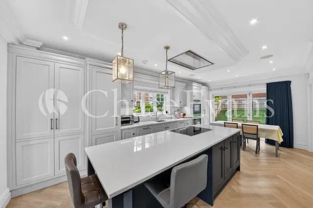 Photo 3 — Holly Hill Drive, Sunningdale, Ascot, SL5