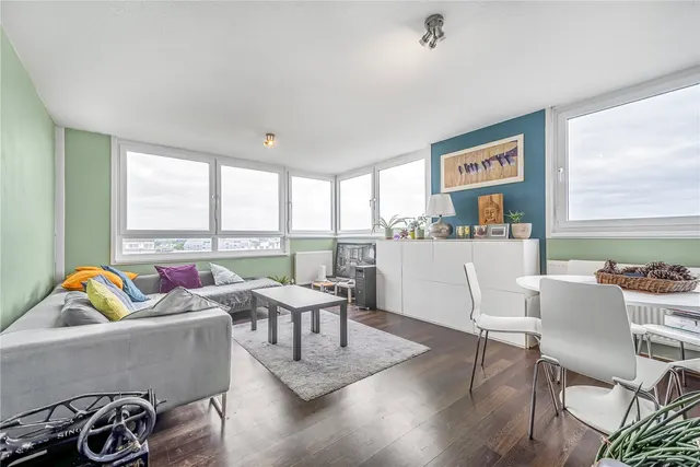 Surrey Lane, Battersea, SW11, photo 1