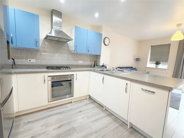 Mary Street, Heywood, OL10, photo 2