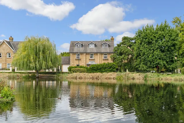 6 bedroom house, Devereux Lane, London, SW13