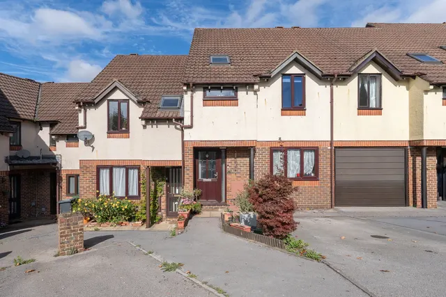 Maltings Close, Alton, GU34, photo 1