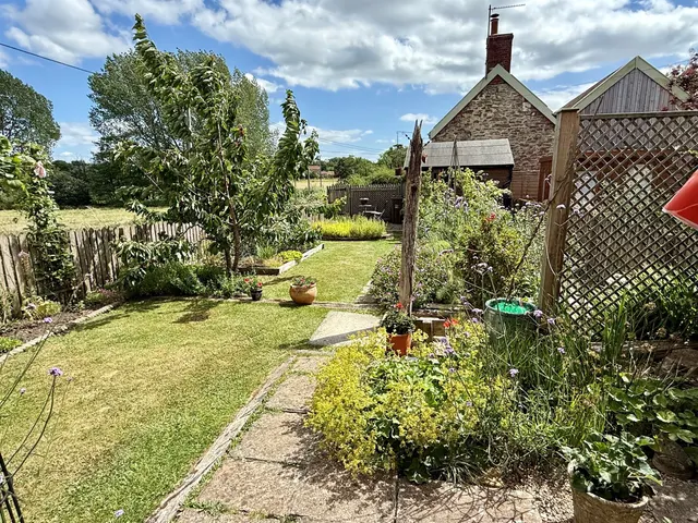 Photo 2 — Vinney Lane, Blatchbridge, Frome