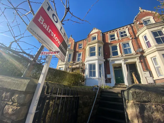 Woodborough Road NG3, photo 1