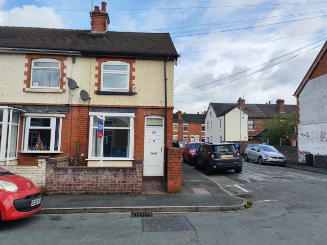 Hatrell Street, Newcastle under Lyme. ST5 1LX, photo 1