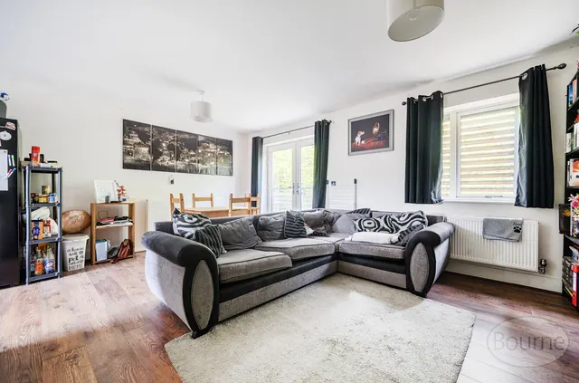 Monkton Drive, Bordon, GU35, photo 3