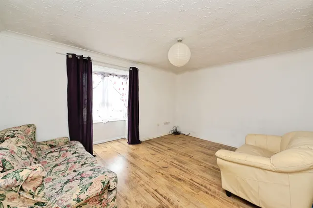 Photo 3 — Telford Close, King's Lynn