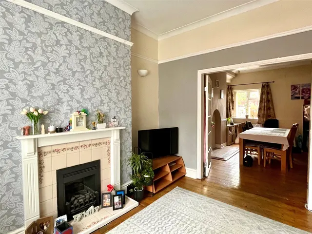 Middleton Road, Heywood, OL10, photo 2