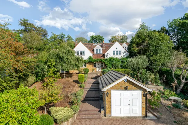 Kings Road, Chalfont St. Giles, HP8, photo 1