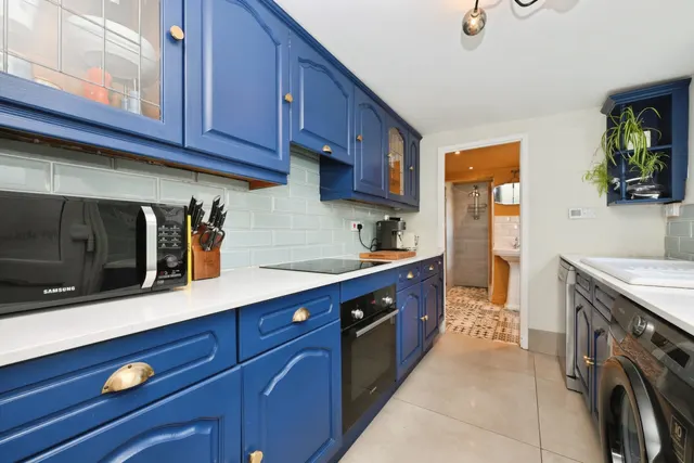 Park Road, Ware, SG12, photo 3
