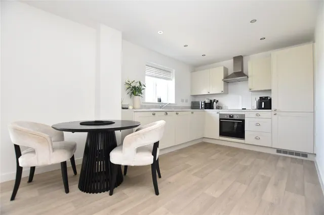 Viceroy View, Churwell, LS27, photo 2