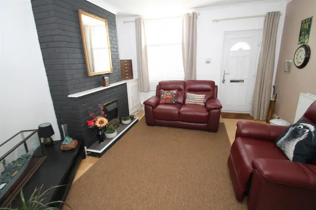 Photo 2 — Wright Street, Halesowen