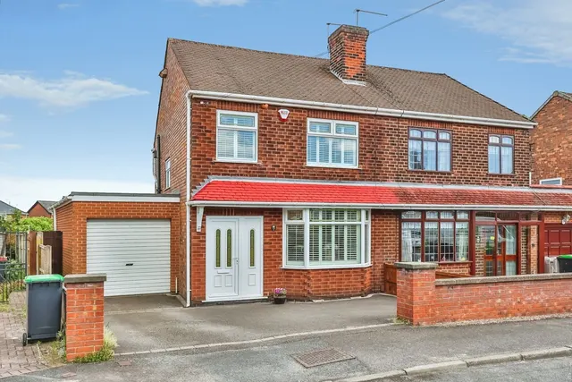 Brookfield Avenue, Hucknall, Nottingham, Nottinghamshire, NG15, photo 1