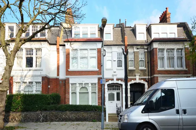 13c Glenilla Road, London, photo 1