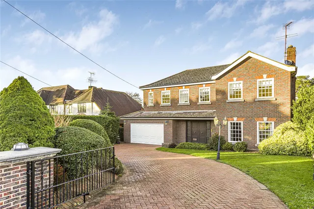 Brookmans Avenue, Brookmans Park, Hertfordshire, AL9 7QG, photo 1
