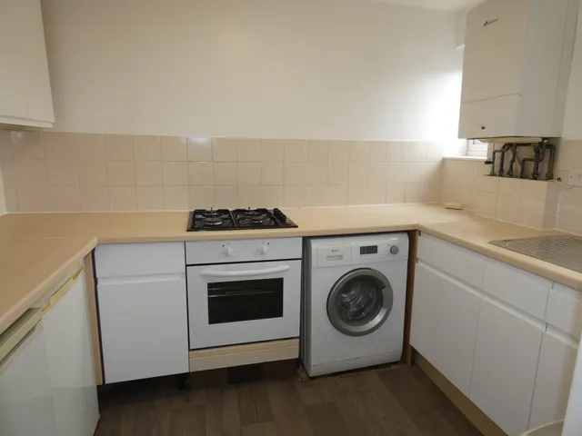 Photo 2 — Church Road, Hanwell, London, W7 3BH