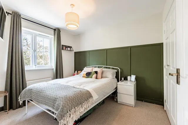 Beautifully Presented First-Floor Apa, photo 3