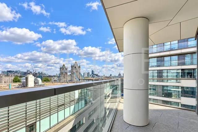 Sandringham House, One Tower Bridge, SE1, photo 2