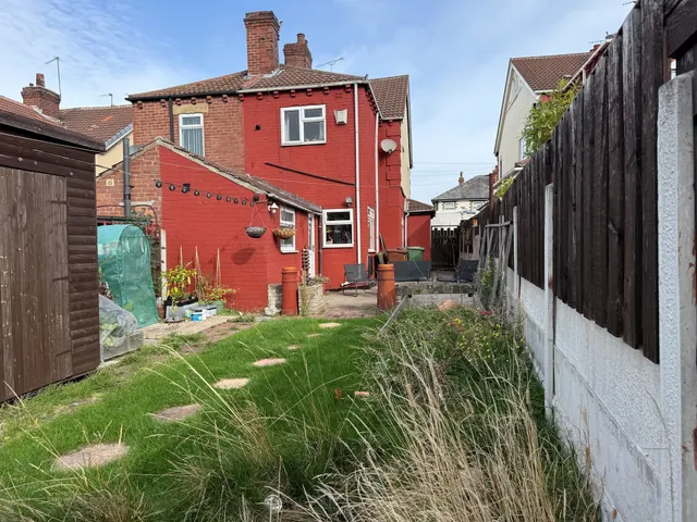 Barnsley Road, South Kirkby, Pontefract, photo 1