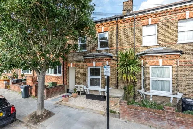Thurlow Hill, London, SE21, photo 1