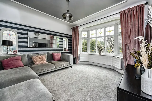 Park View, Thornton, L23, photo 3