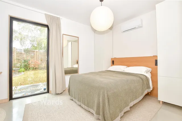 Orchard Drive, Tonbridge, TN10, photo 3