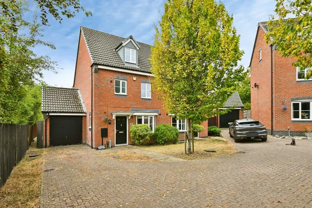 Bacon Close, Giltbrook, NG16, photo 1