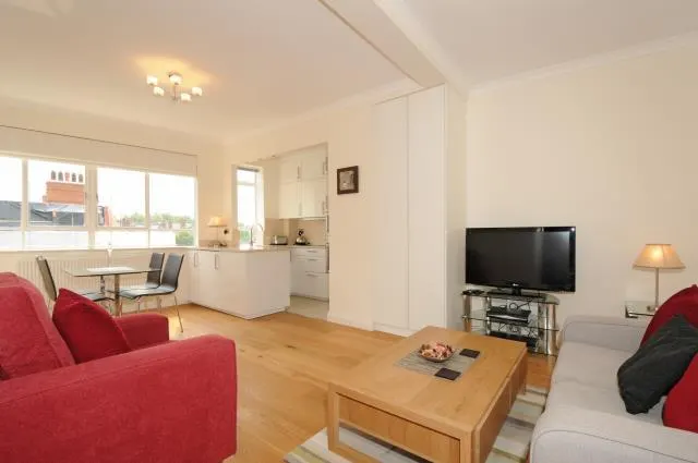 Prince Albert Road, London, NW8, photo 2